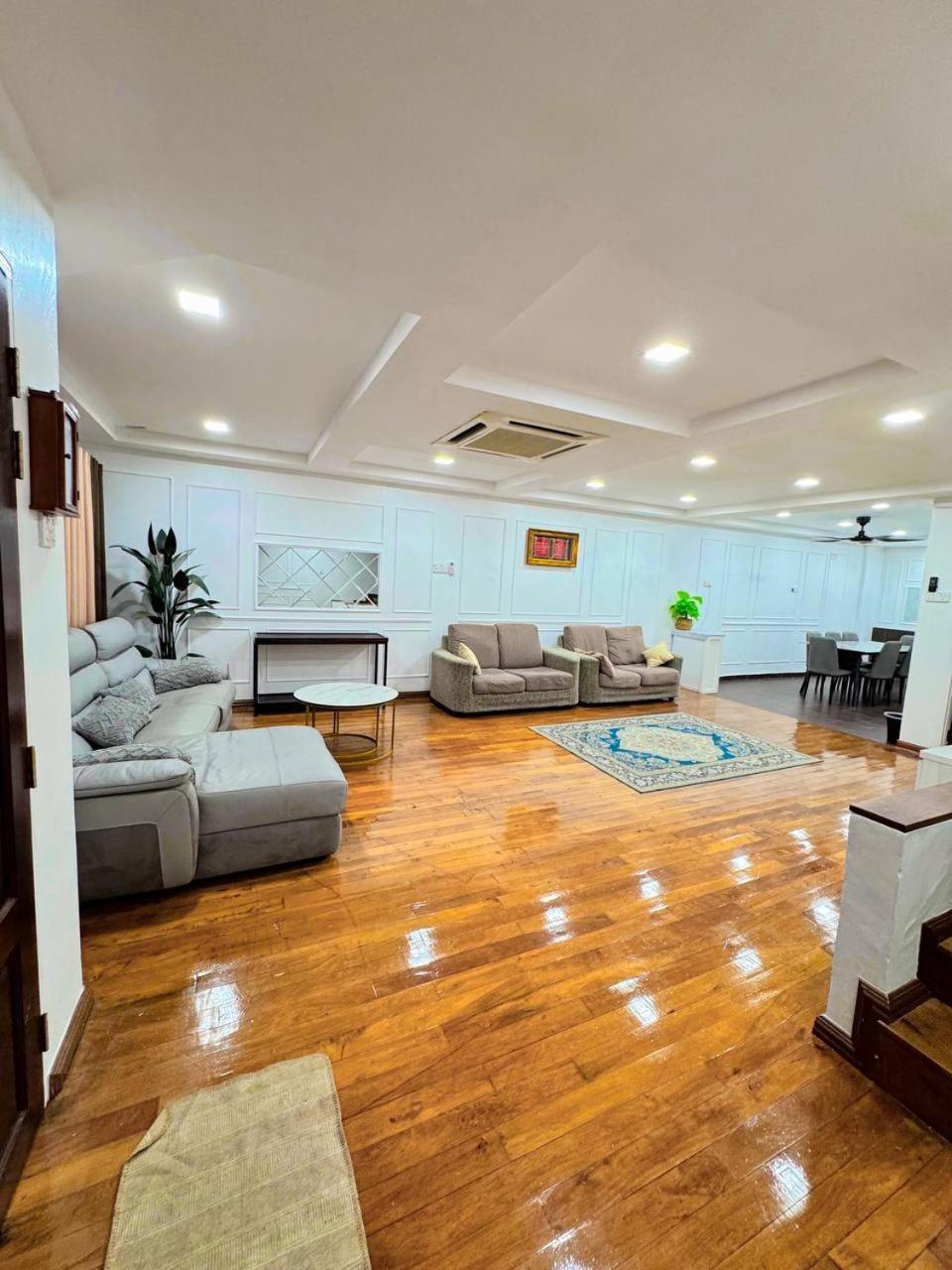 Ibai Golf Home Resort Homestay Куала-Тренгану Экстерьер фото